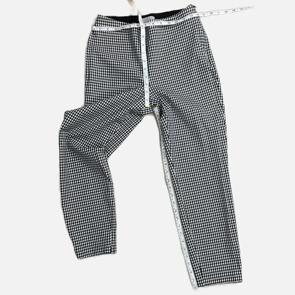 H&M Women’s Cropped Pants Trousers Medium Black White Check Plaid Side Zipper - Picture 7 of 8